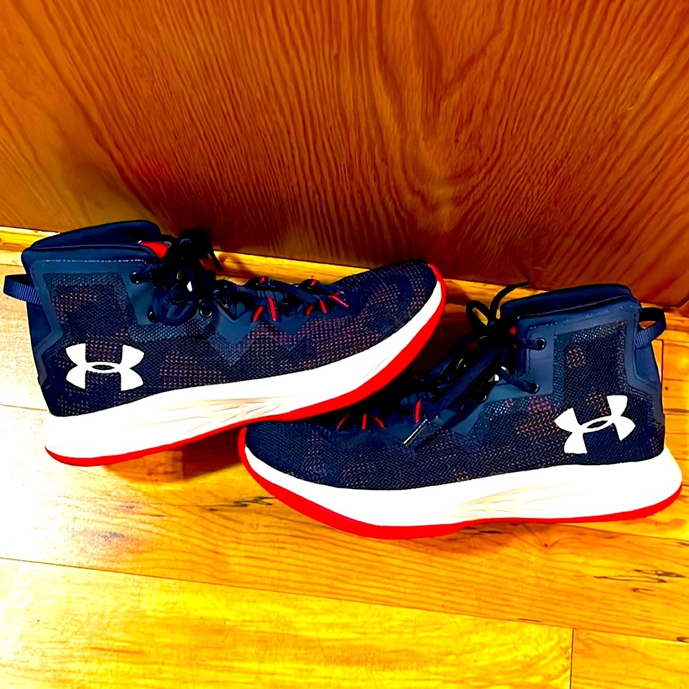 Under Armour UA Lockdown mid basketball shoes sneakers youth size 7 navy blue